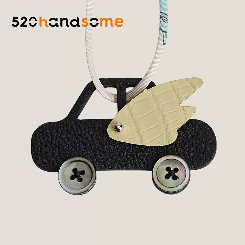 Same Style Small Car Crocodile Leather Wings Touch Genuine Leather Bag Pendant Car Rearview Mirror Hanging Decoration Keychain · 【Bosphorus Green Stunning Pink】
