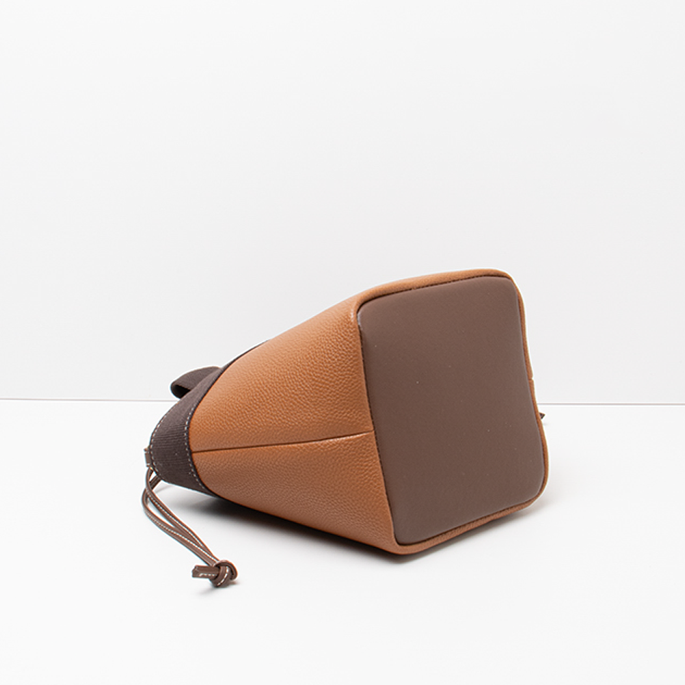 Handcrafted Full-Grain Leather Tote Bag for Women