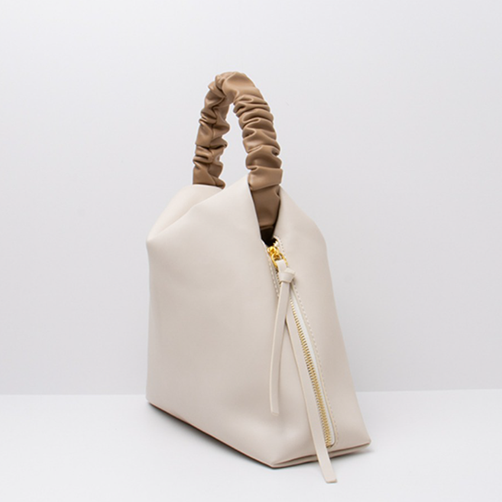Handcrafted Leather Shoulder Tote | Vintage-Inspired Minimalist Design