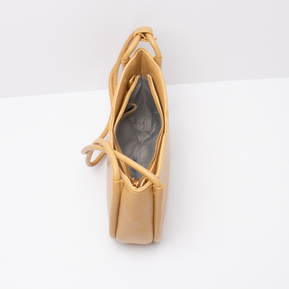 Handcrafted Leather Shoulder Bag | Vintage-Inspired Minimalist Design