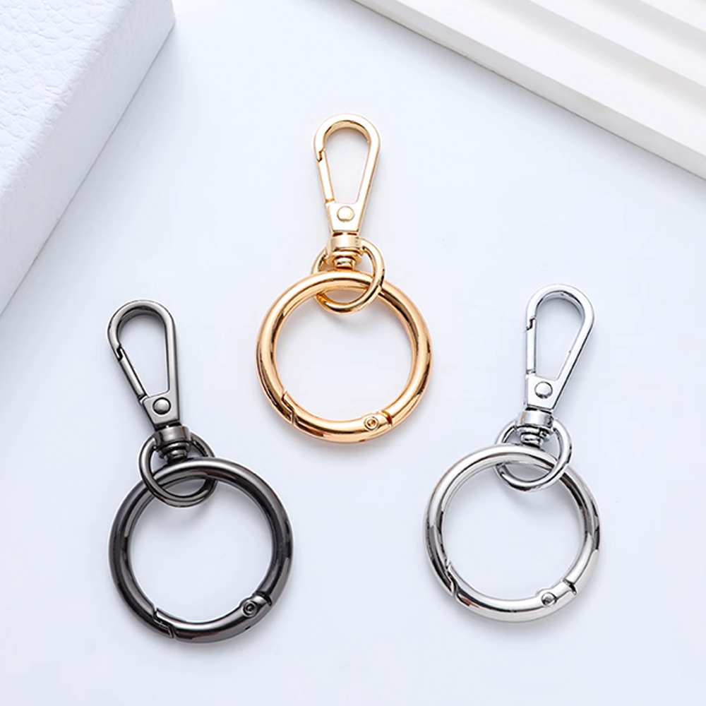 Bag strap with chain connection, spring clip, and open ring