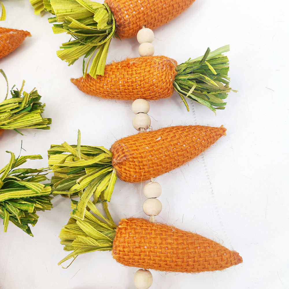 NE11024MT	 L55"W3.5"H1"EASTER CARROT