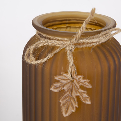 GF96018A3	 D5''H10''FALL VASE