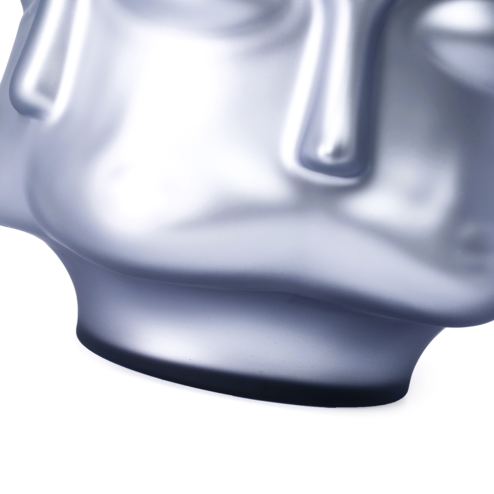 57640	 *D6.3"H5.5" - FACE GLASS VASE
