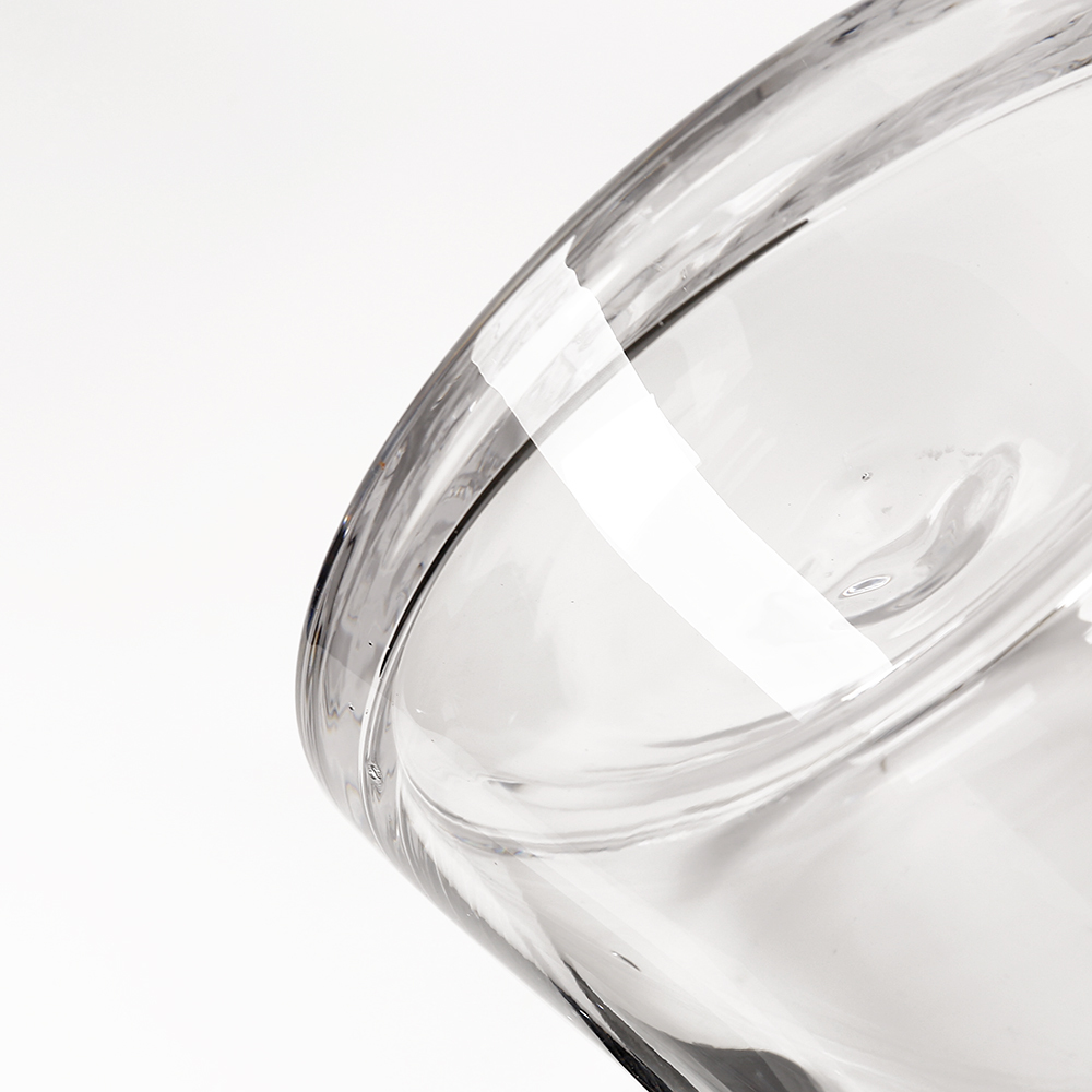 GA26125	 D6.5''H15''GLASS VASE