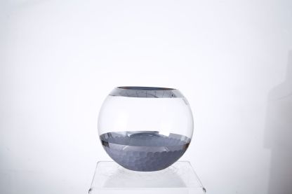 91141	 *D7.5"H6" - GLASS VASE