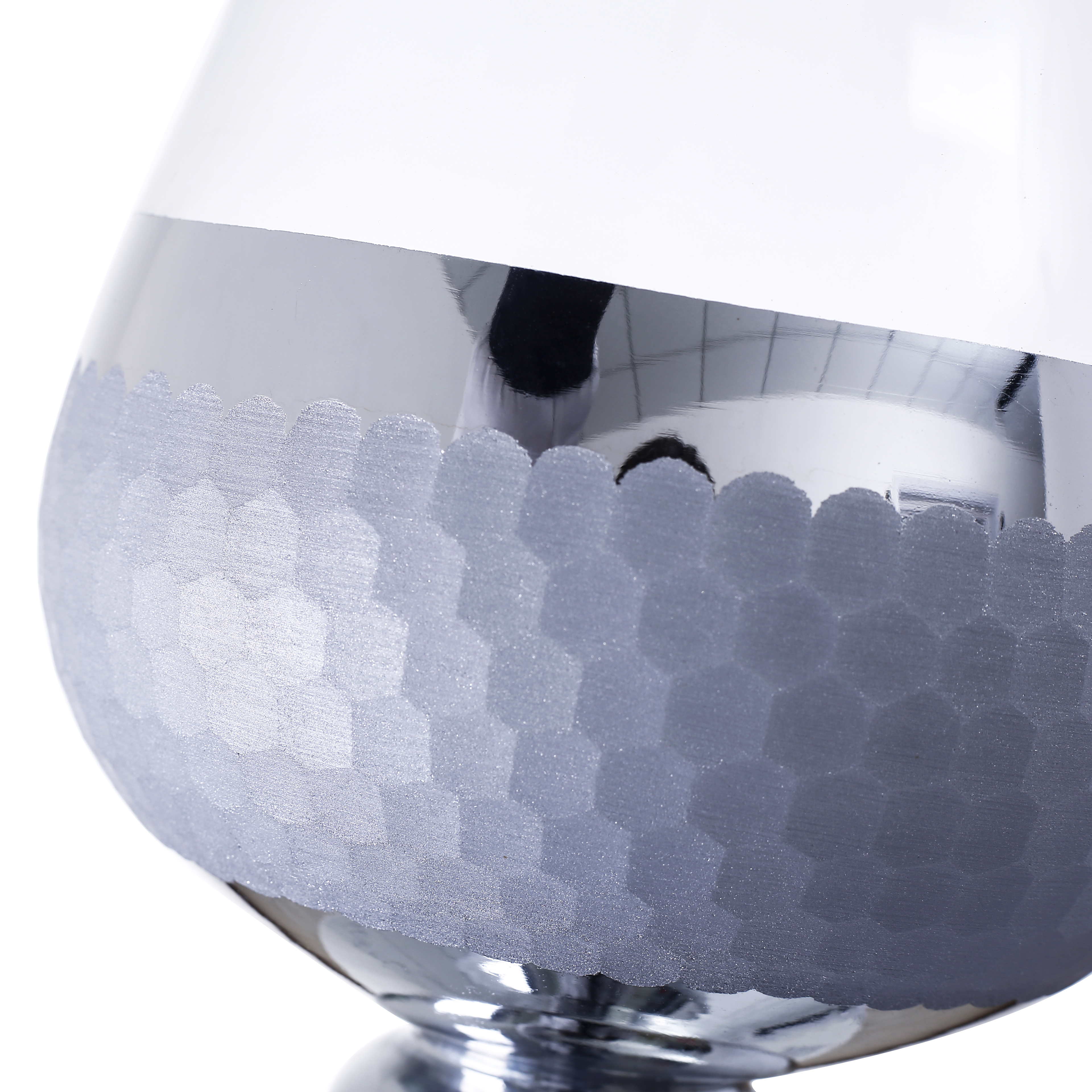 91172	 *D5.5"H10" - GLASS VASE