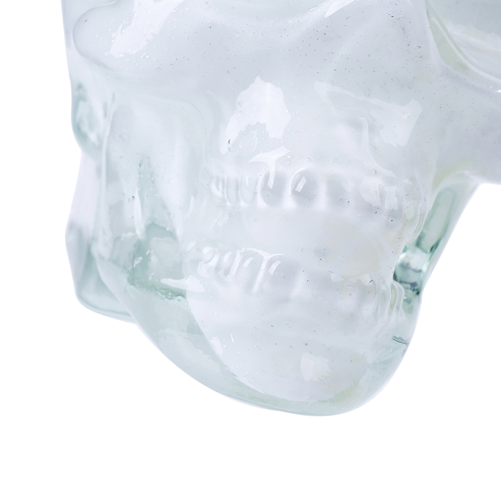 76332	 L7"W5.5"H7" - GLASS SKULL