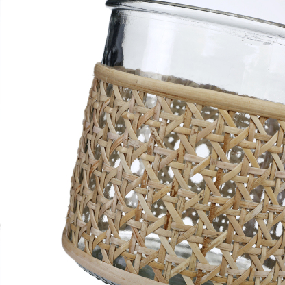 45335	 D4.7"H4.7" - GLASS VASE WITH RATTAN WRAP