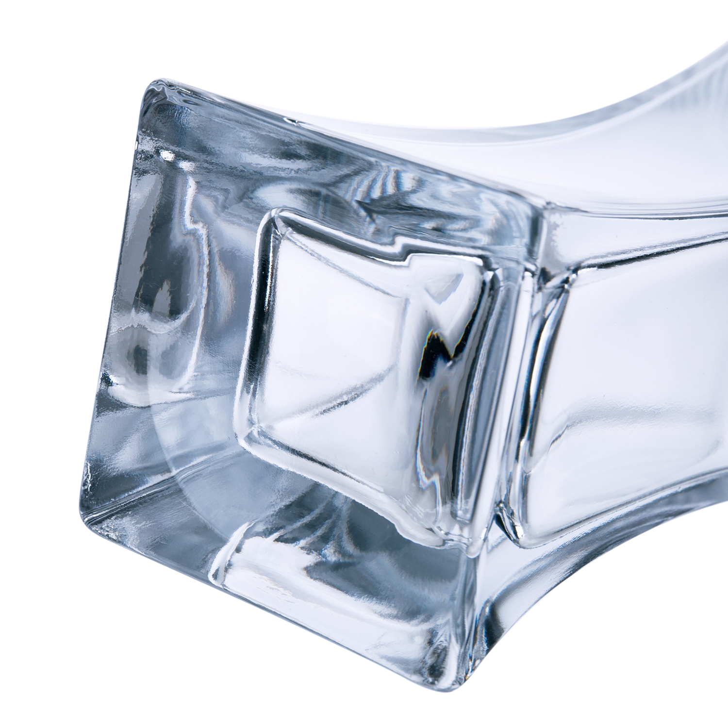 64032	 L3"W3"H8" - GLASS VASE