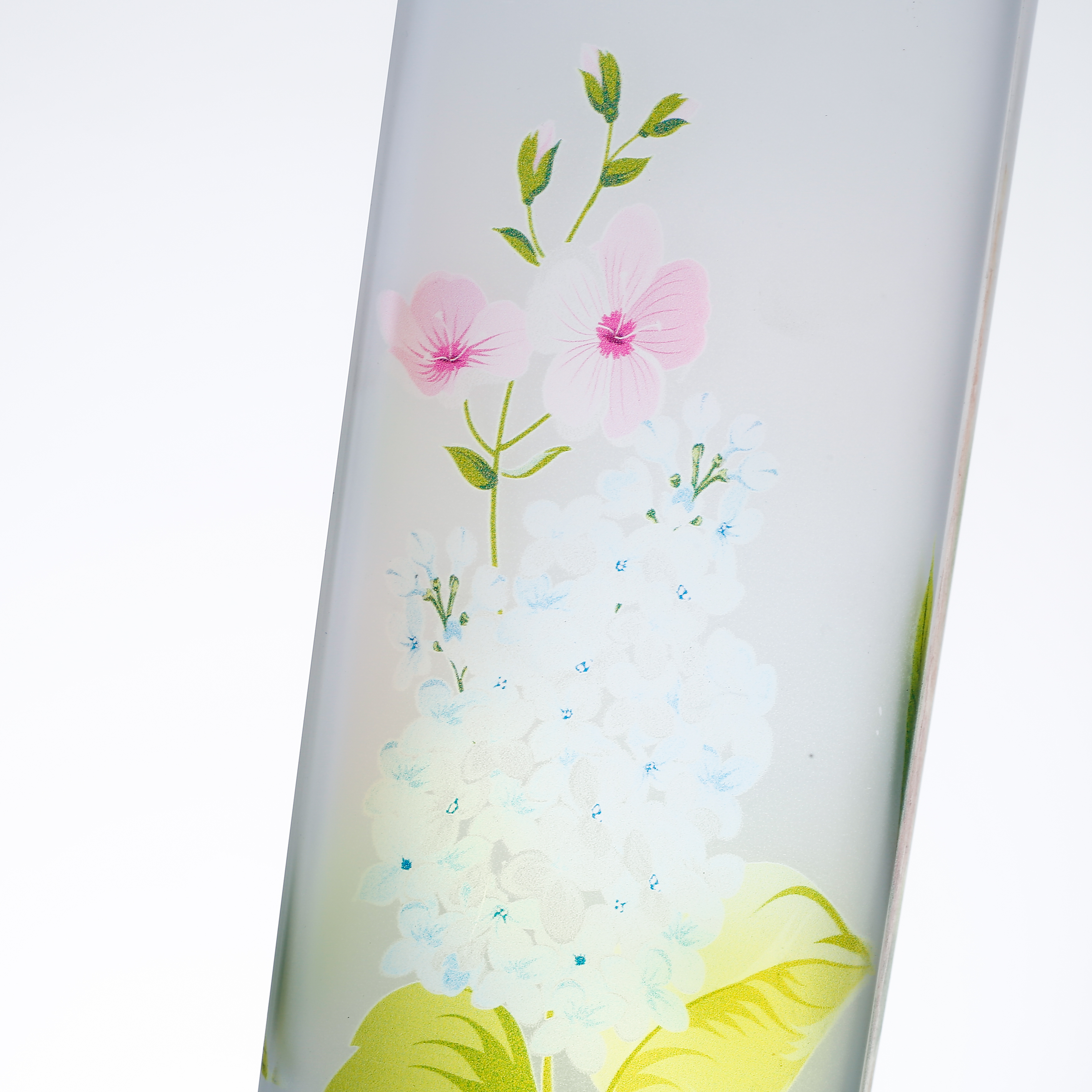 86031	 L3.5"W3.5"H11" - GLASS VASE