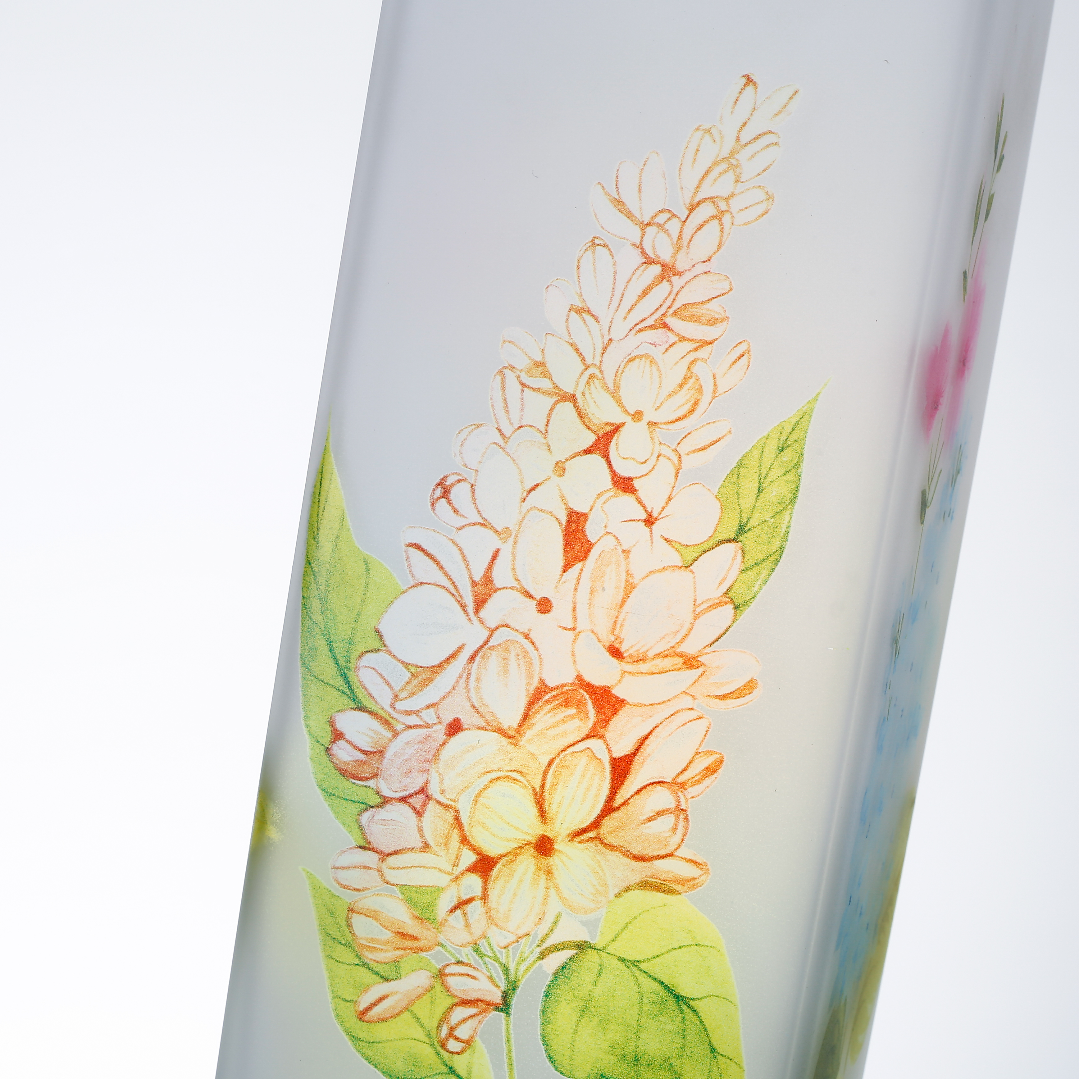 86031	 L3.5"W3.5"H11" - GLASS VASE