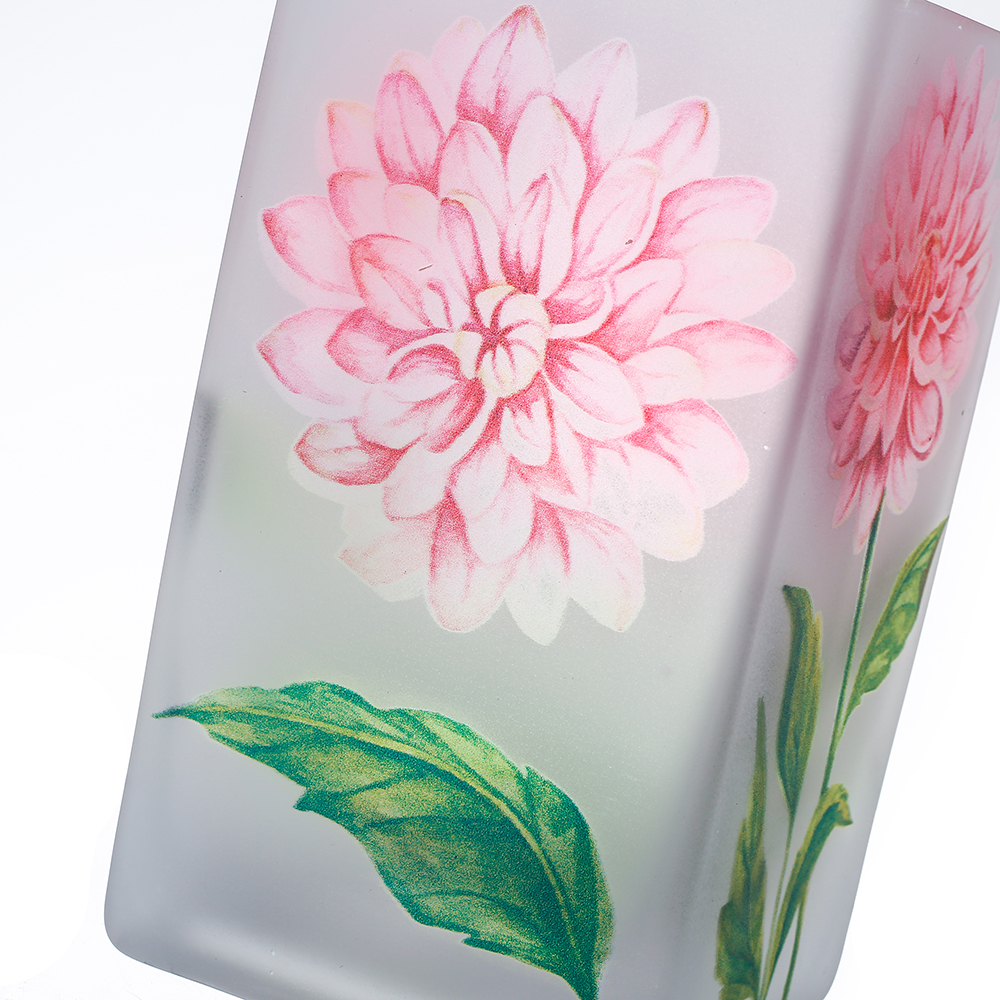 86025	 *L3.5"W3.5"H6.3" - GLASS VASE
