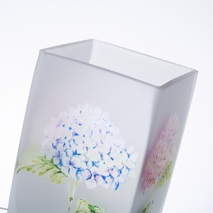 86028	 L3.5"W3.5"H6.3" - GLASS VASE
