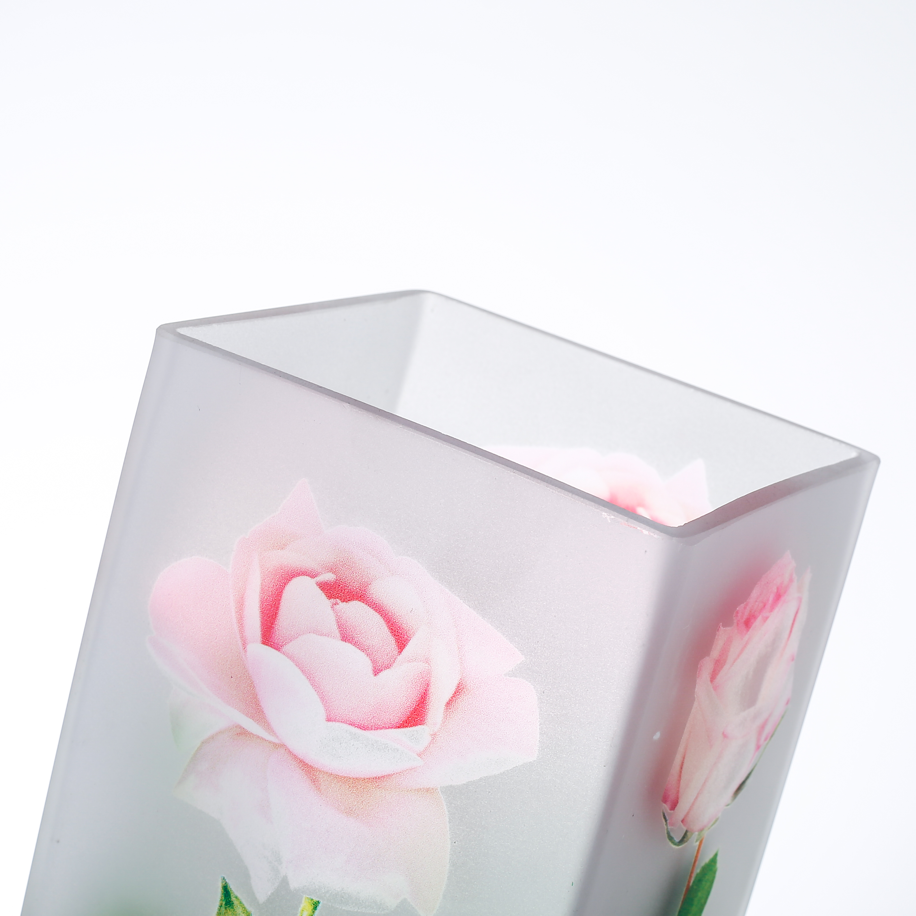 86026	 L3.5"W3.5"H6.3" - GLASS VASE
