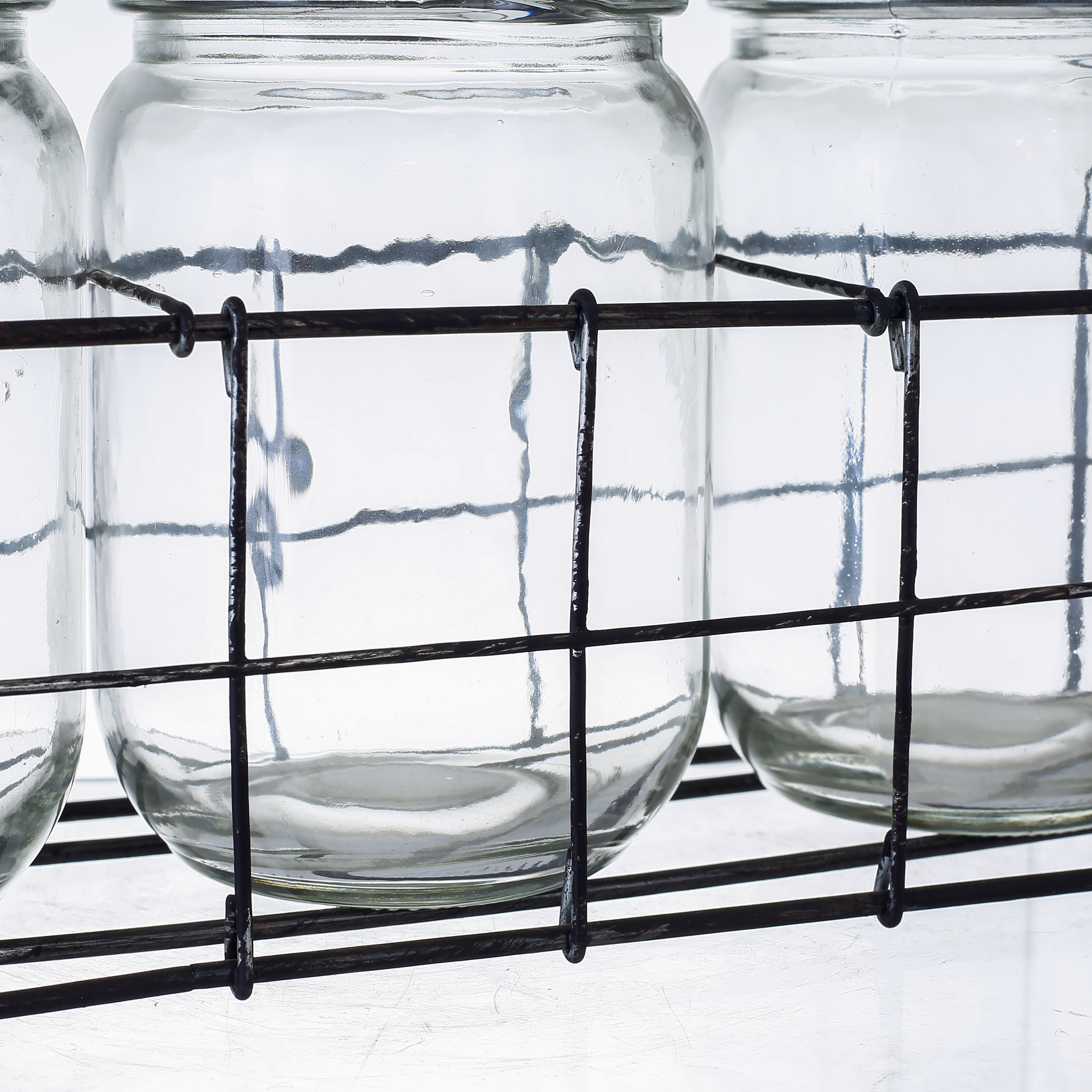 94019	 L12"W3.5"H5.5" - GLASS JAR TRIO WITH METAL HOLDER