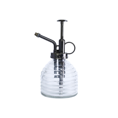 94244ASST	 D3.5"H6.5" - ASSORTED GARDEN MISTERS