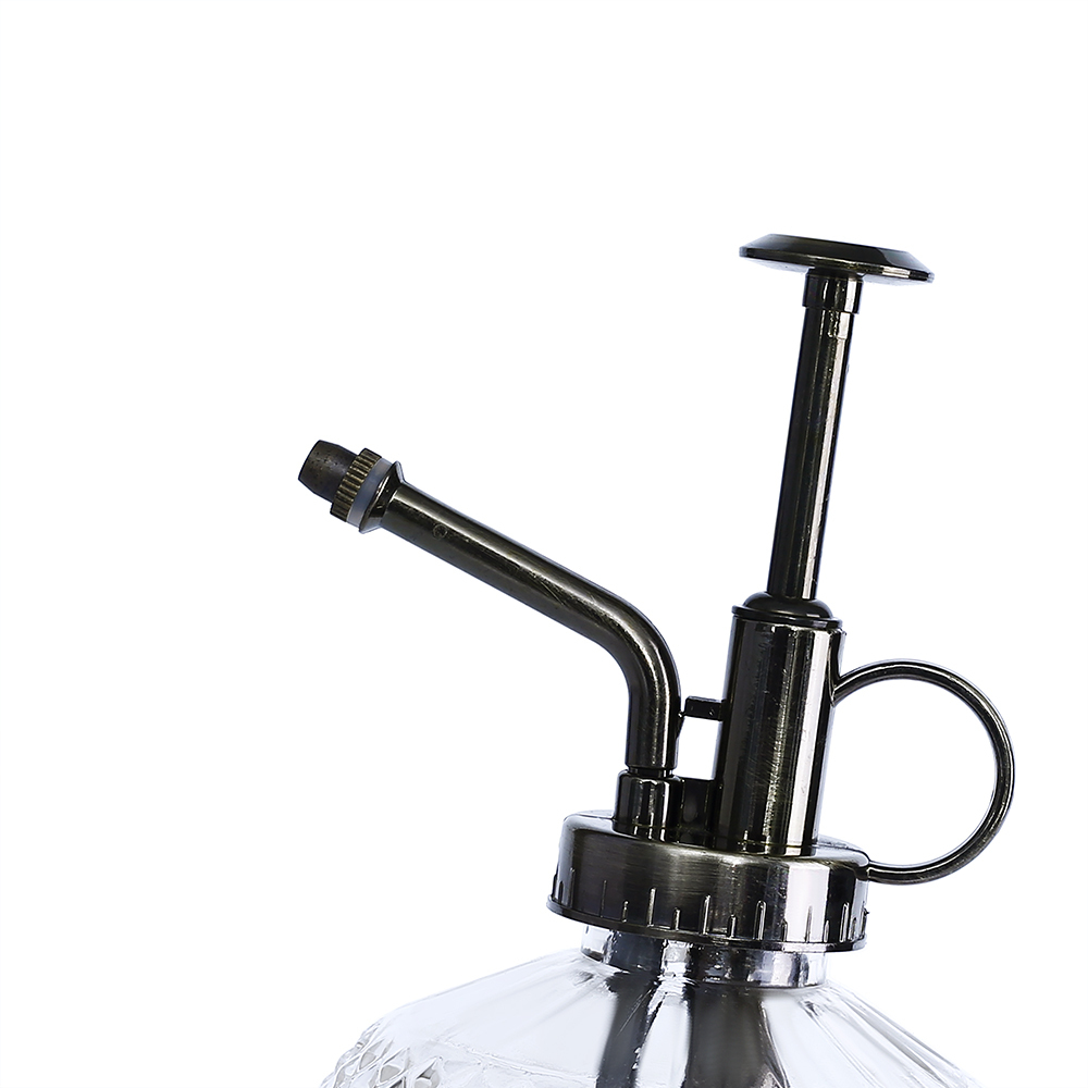 94244ASST	 D3.5"H6.5" - ASSORTED GARDEN MISTERS