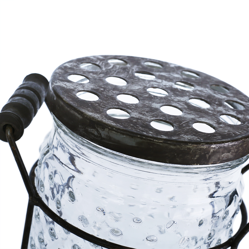 94016	 L5.5"W4.5"H5.5" - GLASS JAR WITH METAL HOLDER