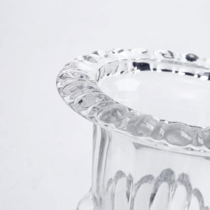 74120	 D7"H9" - GLASS VASE