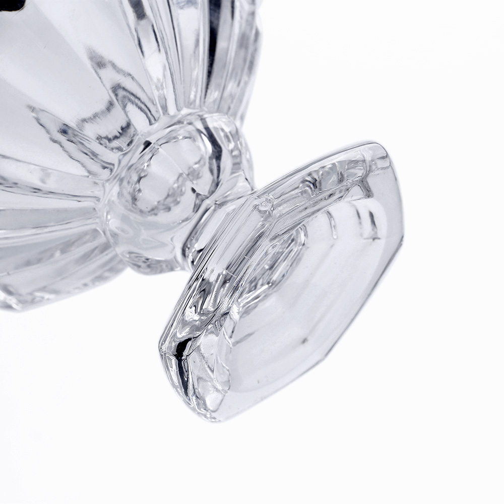 74122	 D8"H6.5" - GLASS VASE
