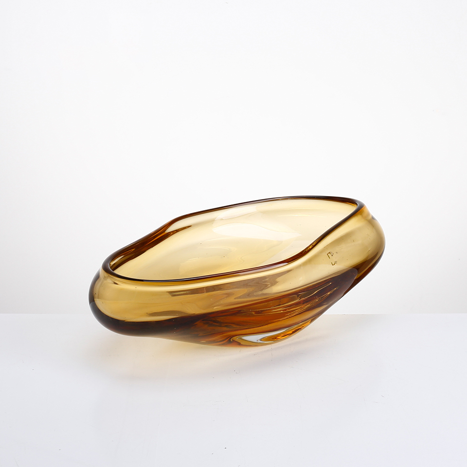 93129	 L11.5"W6.5"H3"GLASS PLATE 4PC/CASE