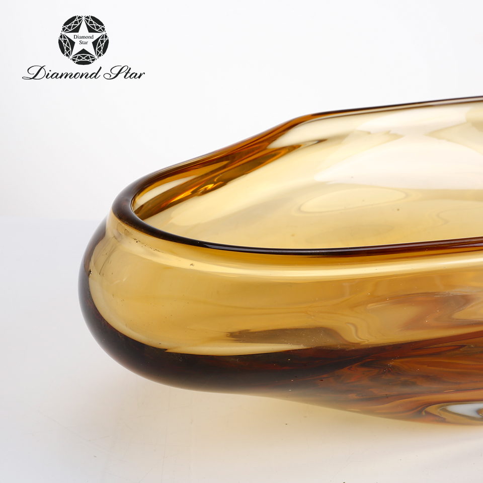 93129	 L11.5"W6.5"H3"GLASS PLATE 4PC/CASE
