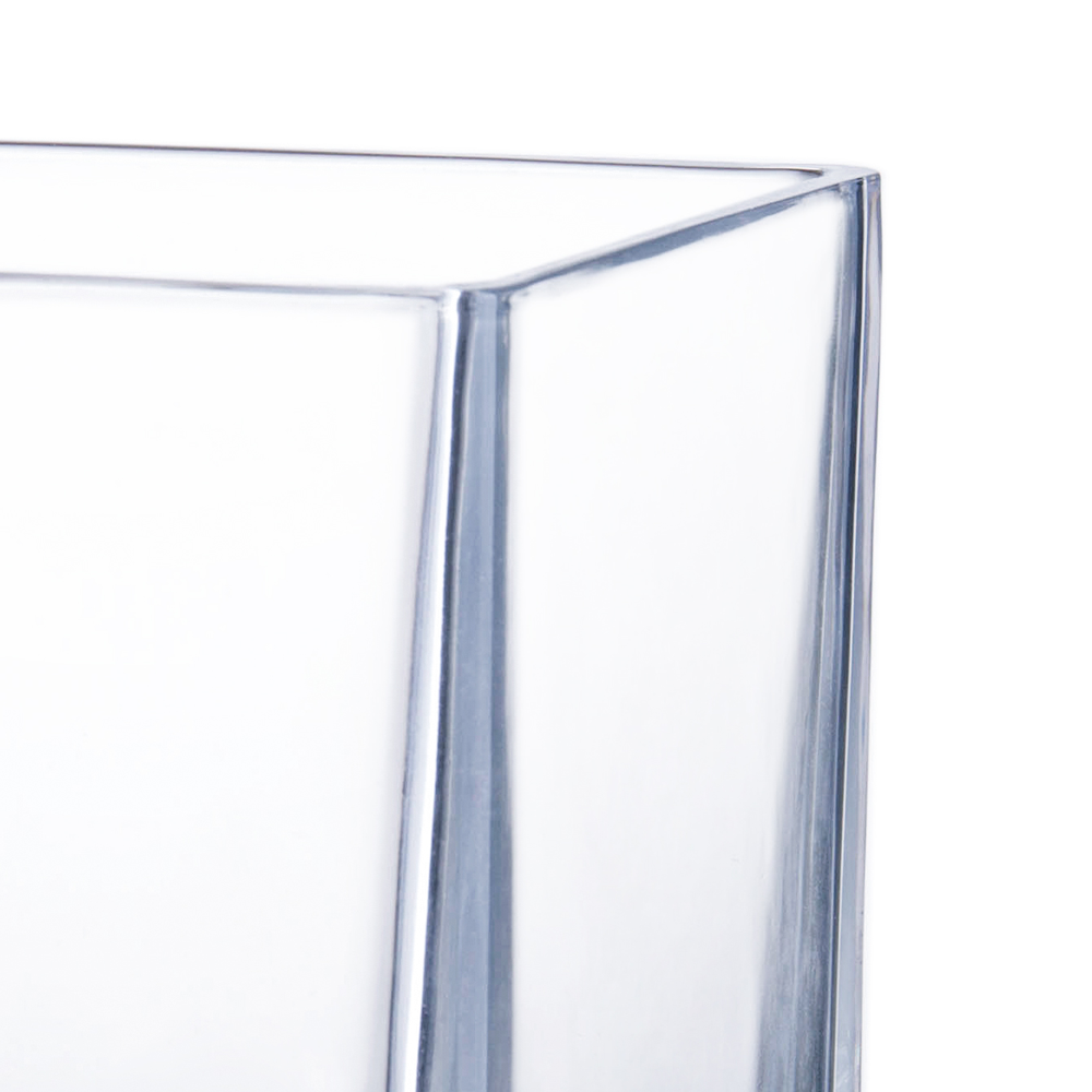 08804C	 L4"W4"H4" - SQUARE GLASS VASE