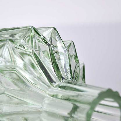 GA79015GR	 D4.3"H6.5" - GLASS VASE