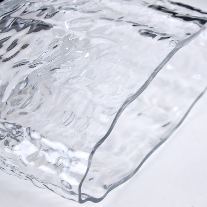 GA78015	 L12''W5''H10''GLASS VASE