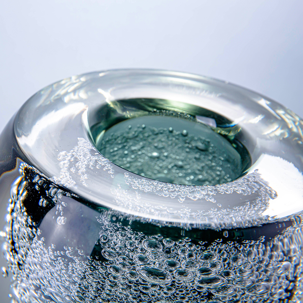 33013	 *D7.5"H13.8" - ART GLASS VASE