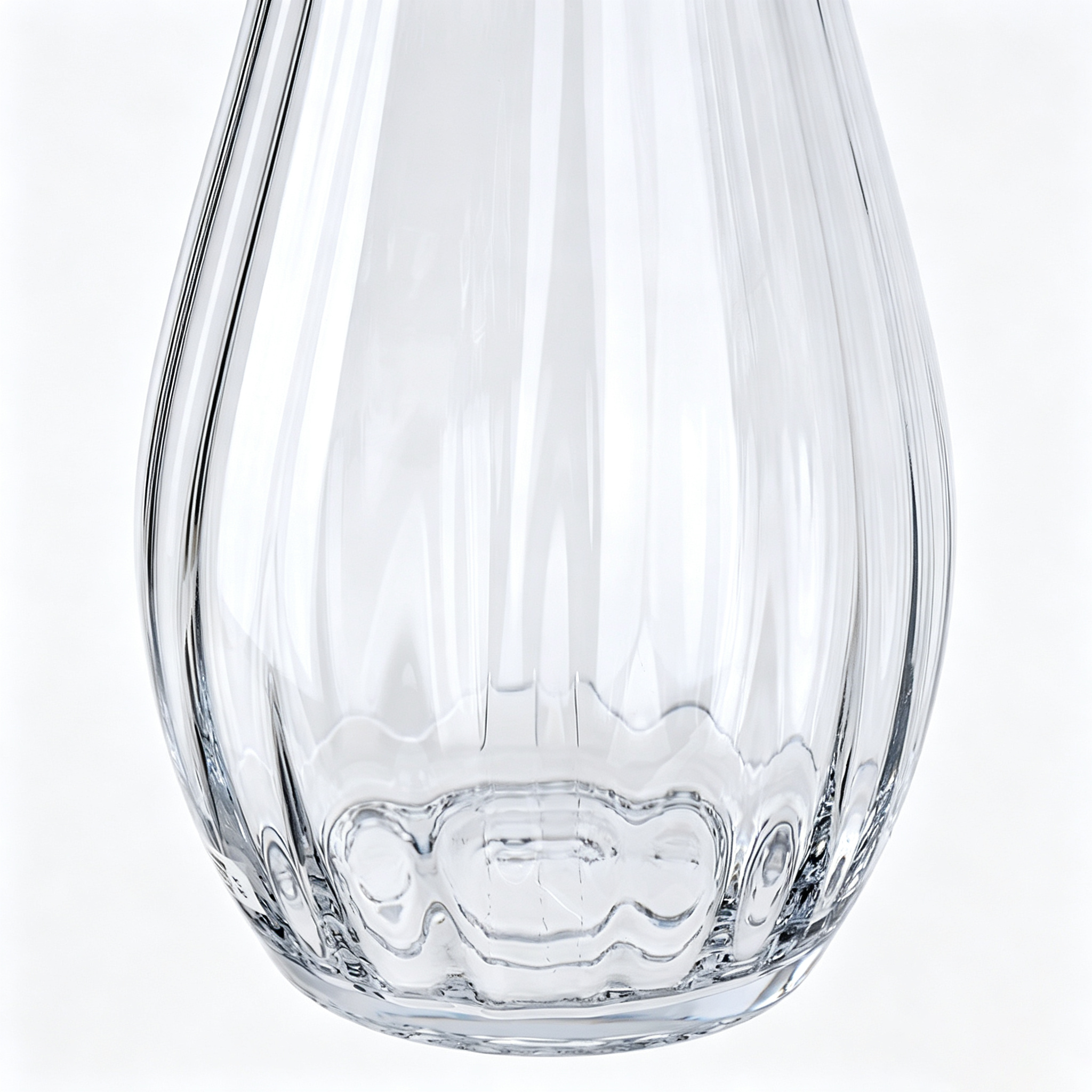 GA78018	 D7''H13''GLASS VASE