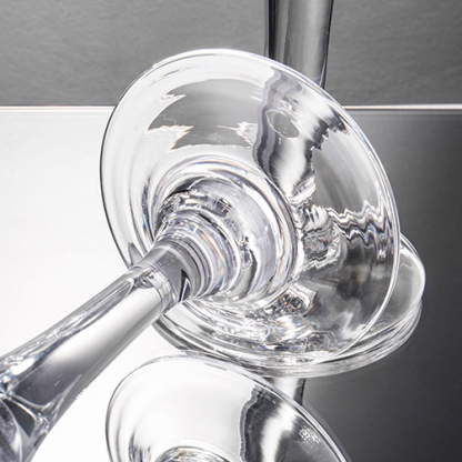 10003	 D5.9"H11.8" - GLASS CANDLEHOLDER