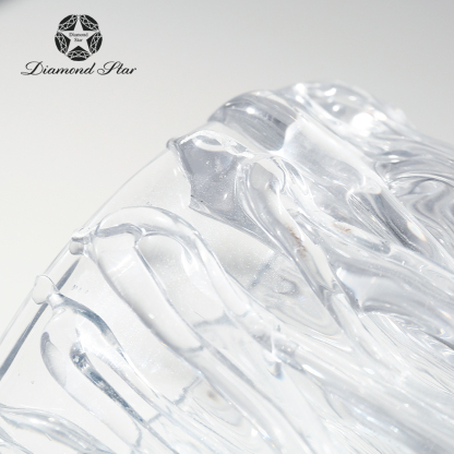 21596	 L8.5"W8.5"H7"GLASS VASE 4PC/CASE