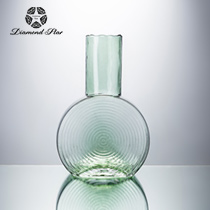L6.5"W3"H9"GLASS VASE 12PC/CASE