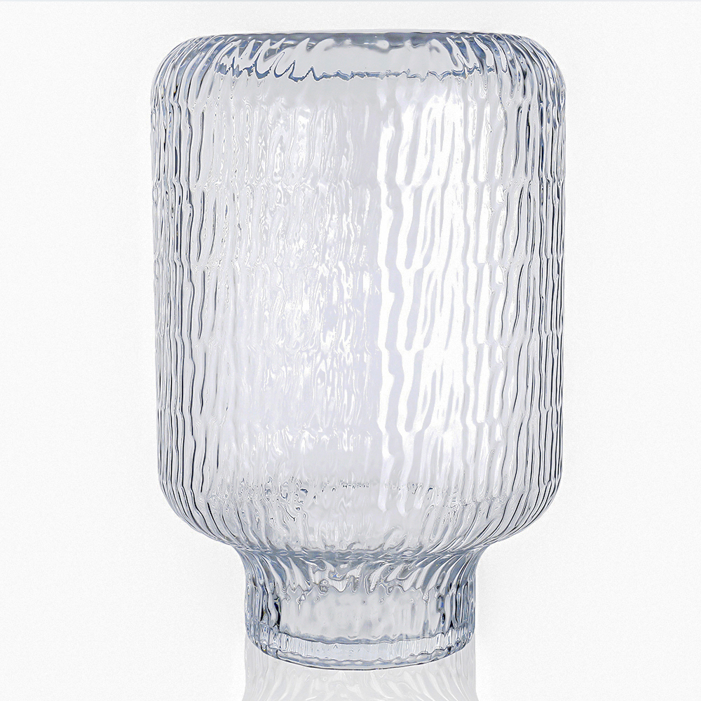 D5.5"H8.1" - GLASS VASE