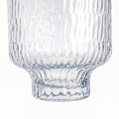 12280	 D5.5"H8.1" - GLASS VASE