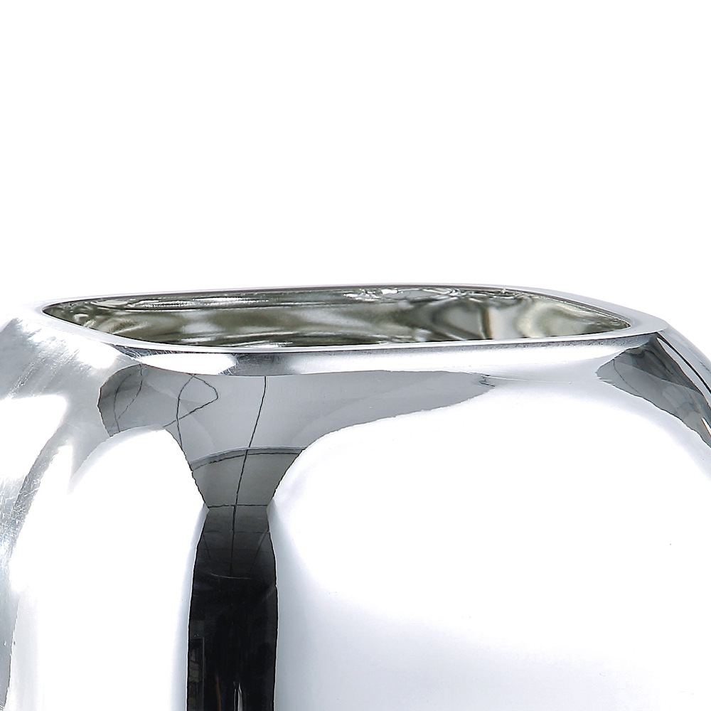 57586	 L6"W6"H8" - GLASS VASE