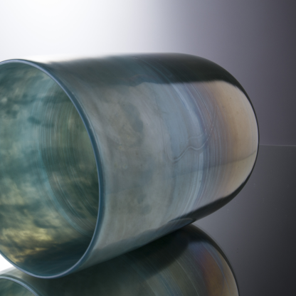 15008	 D6.5"H8.7" - GLASS VASE