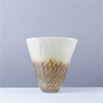 L9.5"W6.5"H10"GLASS VASE 6PC/CASE