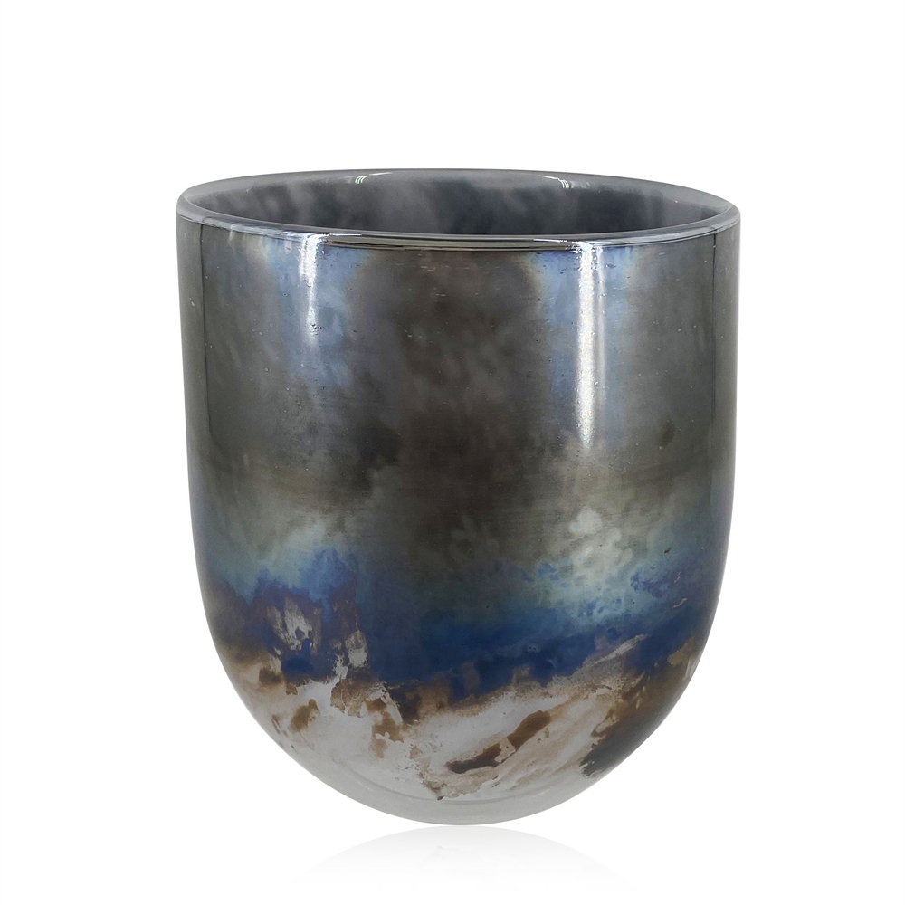 19015	 D7.7"H7.9" - ART GLASS VASE