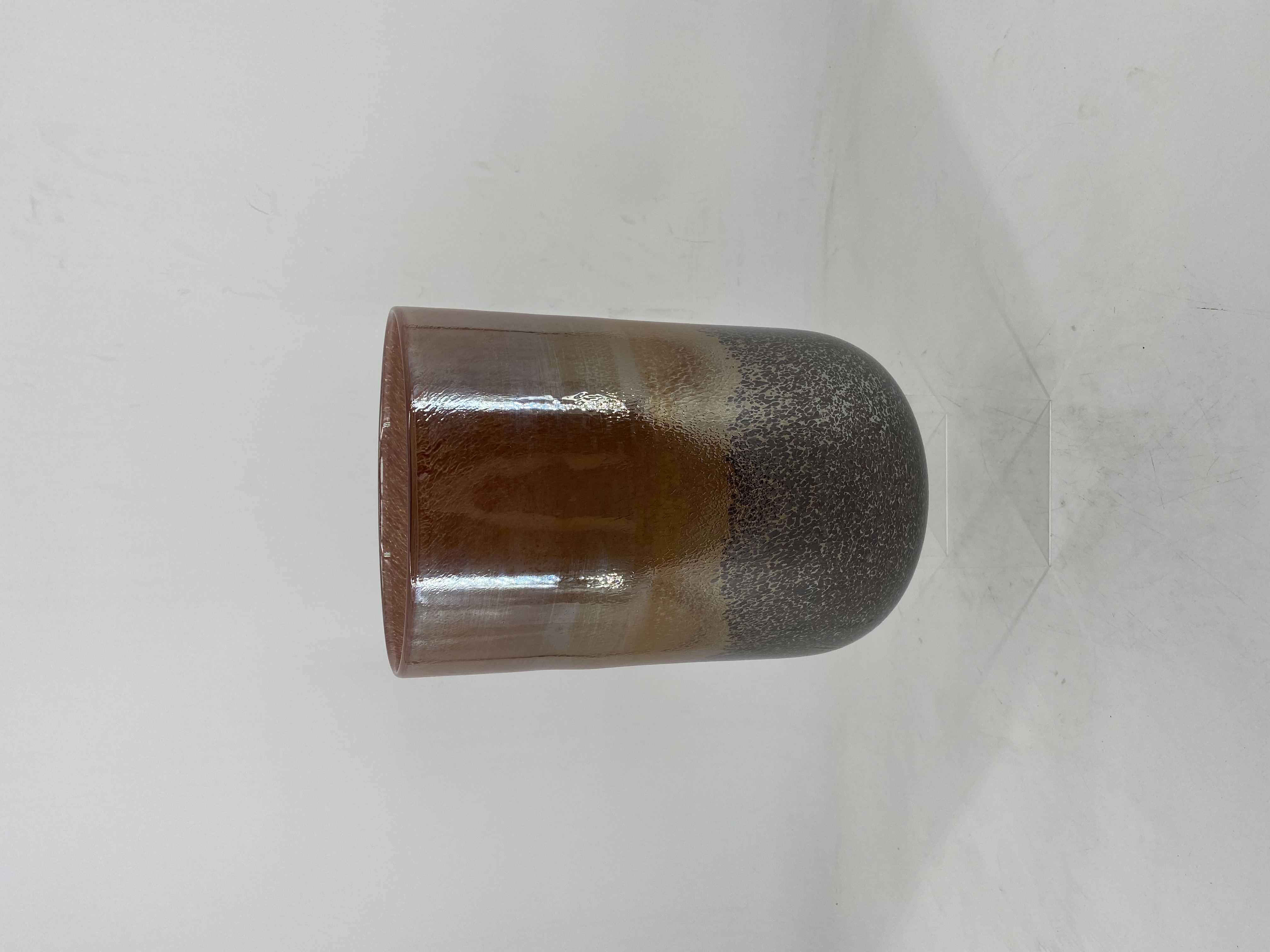 19021-1	 D7.7"H11.8" - GLASS VASE