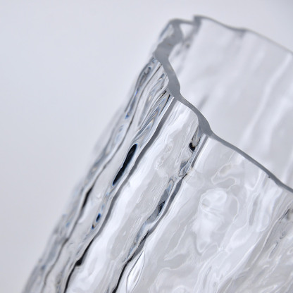 GA78011	 D6''H10''GLASS VASE