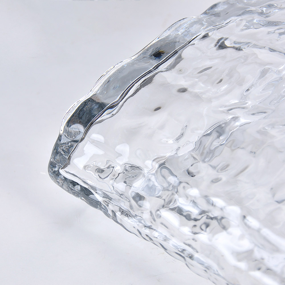 GA78015	 L12''W5''H10''GLASS VASE
