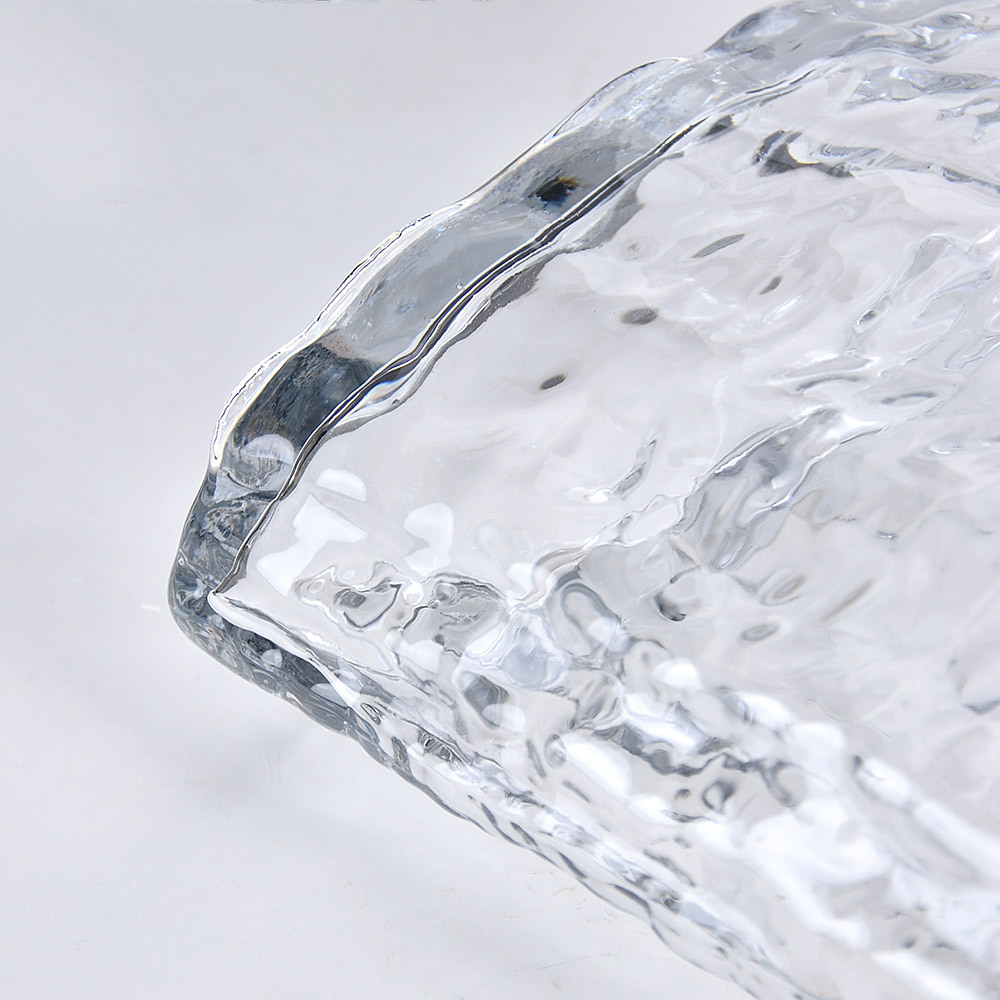 GA78015	 L12''W5''H10''GLASS VASE