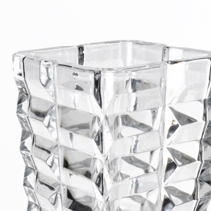 GA88004	 D4.7"H9.4" - GLASS VASE