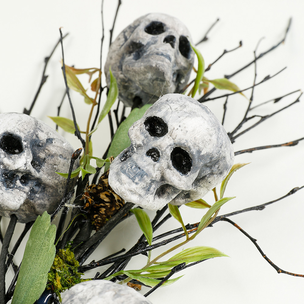 31902	 *L11"W3.1"H30" - SKULLS PICK