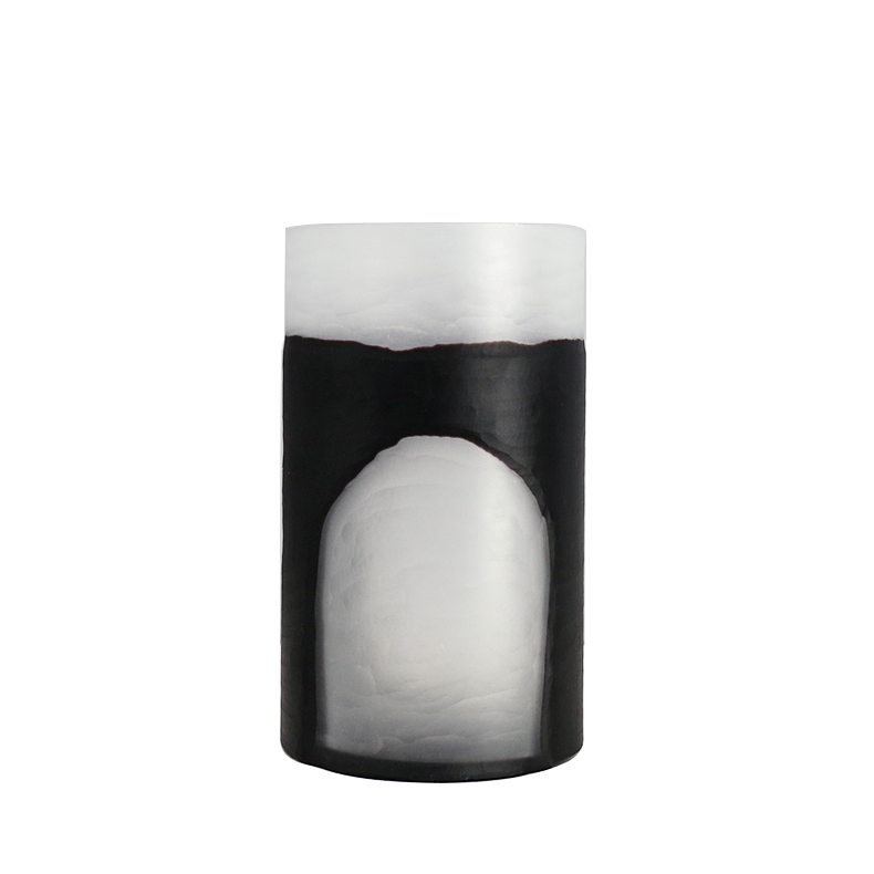 21396	 D6.89"H11.81" - GLASS VASE