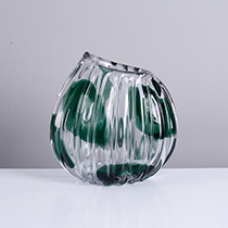 L8.5"W5.5"H8"GLASS VASE 4PC/CASE