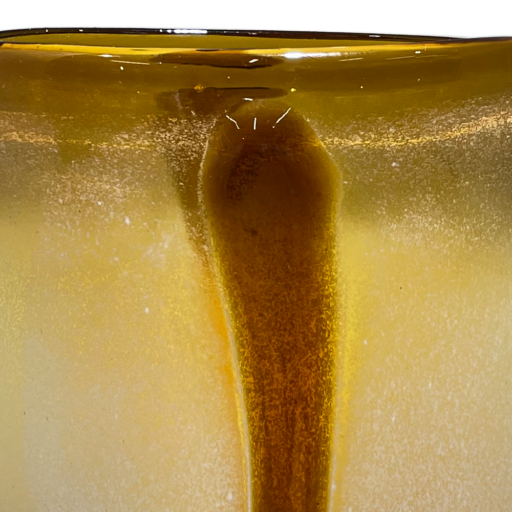 22165	 *L6.7"W4.3H9.8" - GLASS VASE